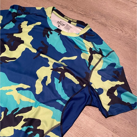 Nike Pro Combat Dri-Fit Fitted Hypercool Shirt Men’s Size Large. - Picture 5 of 5